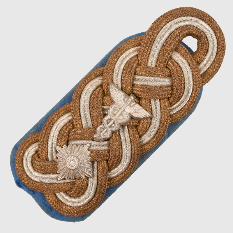 GERMAN WWII TRUPPENSONDERDIENSTE LT.GENERAL’S SHOULDER STRAP.