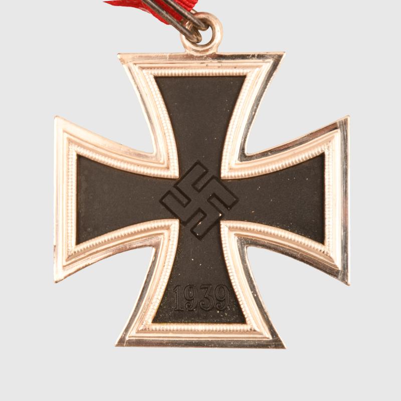 GERMAN WWII GRAND CROSS OF THE IRON CROSS BY RUDOLF SOUVAL, IN ITS ORIGINAL CASE.