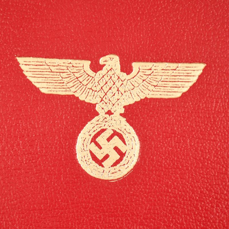 GERMAN WWII GRAND CROSS OF THE IRON CROSS BY RUDOLF SOUVAL, IN ITS ORIGINAL CASE.