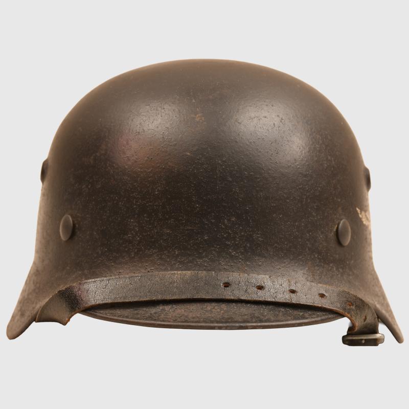 GERMAN WWII LUFTWAFFE SINGLE DECAL M 40 COMBAT HELMET.