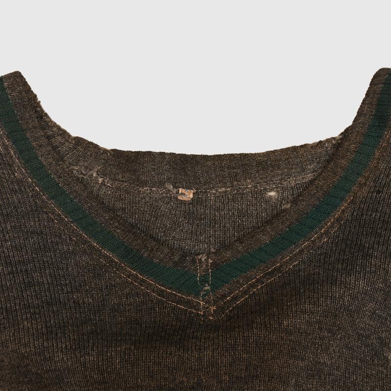 GERMAN WWII ISSUE PULLOVER.
