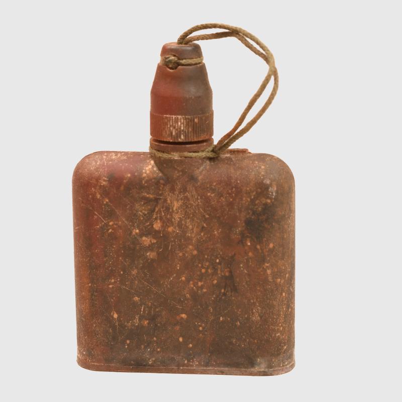 GERMAN WWII SKIN DE-CONTAMINATION BOTTLE.
