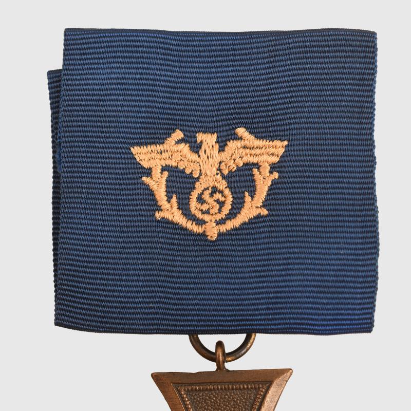 GERMAN WWII CUSTOMS SERVICE LONG SERVICE AND GOOD CONDUCT MEDAL.
