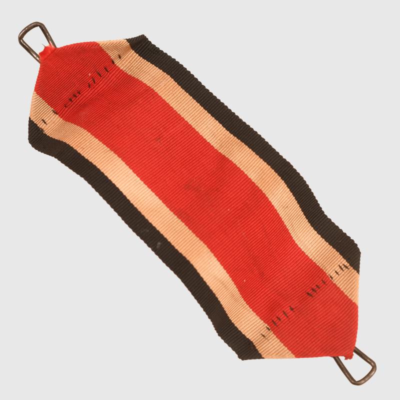 GERMAN WWII KNIGHTS CROSS RIBBON.