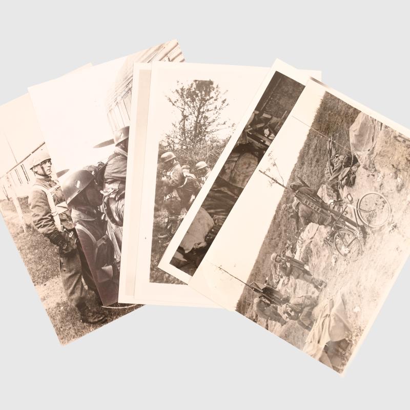 GERMAN WWII 21 GERMAN PARATROOPER PHOTOGRAPHS.