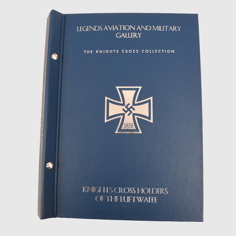 KNIGHTS CROSS HOLDERS OF THE LUFTWAFFE SIGNATURE FOLDER.
