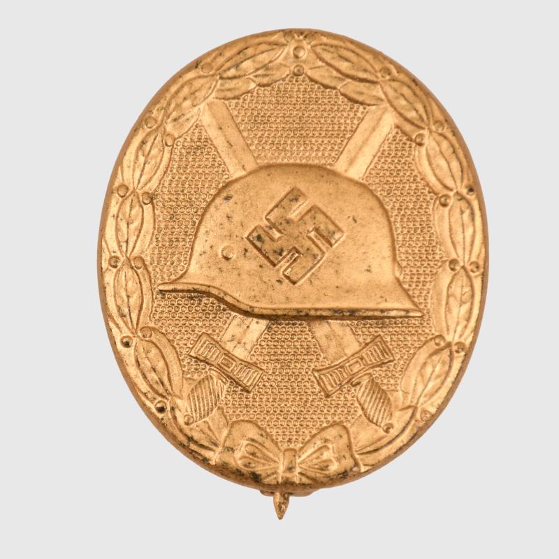 GERMAN WWII WOUND BADGE IN GOLD. NUMBER MAKER MARKED.