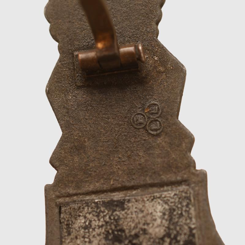 GERMAN WWII ARMED FORCES COMBAT CLASP IN BRONZE.