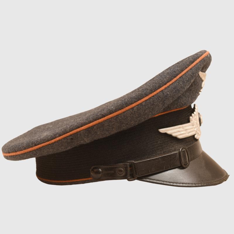 GERMAN WWII LUFTWAFFE SIGNALS VISOR CAP.