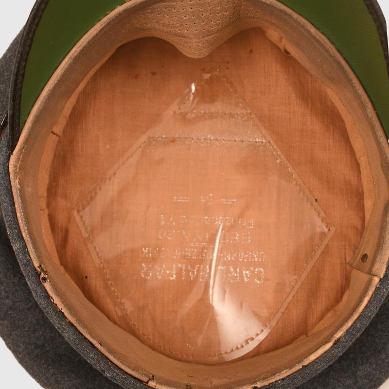 GERMAN WWII LUFTWAFFE SIGNALS VISOR CAP.