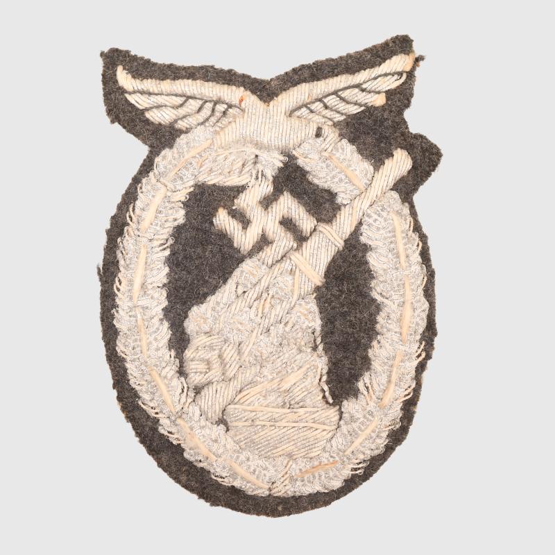GERMAN WWII BULLION OFFICERS LUFTWAFFE FLAK BADGE.