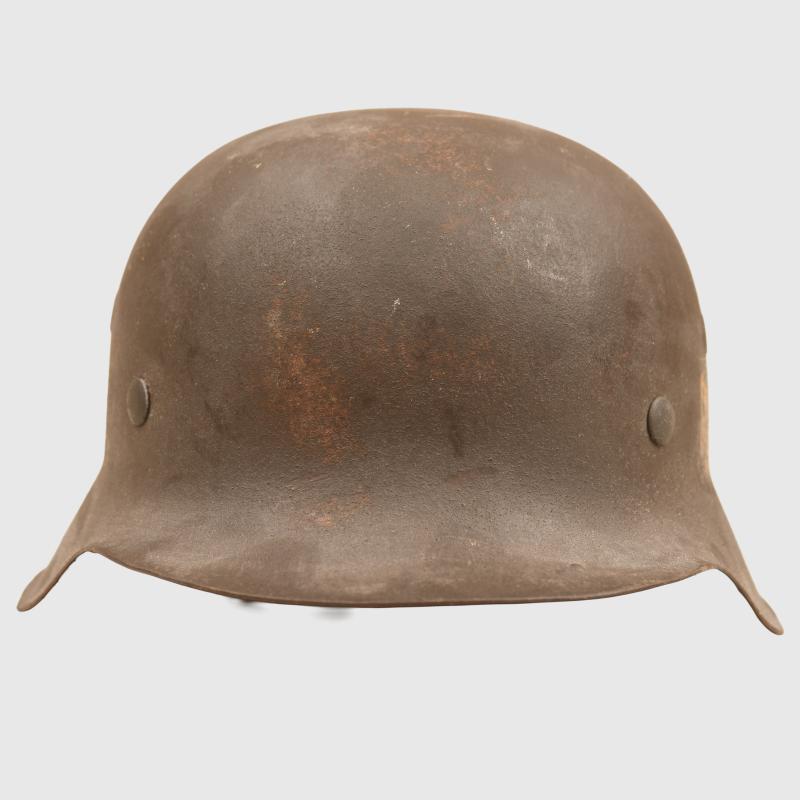 GERMAN WWII KRIEGSMARINE SINGLE DECAL M 42 COMBAT HELMET.