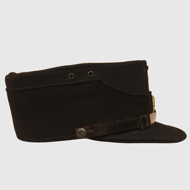 GERMAN WWII SS ENLISTED MANS KEPI.