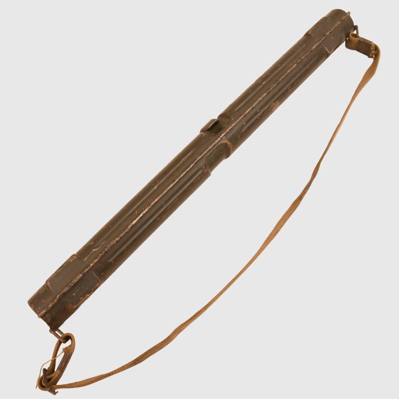 GERMAN WWII MG34 DE-ACTIVATED BARREL IN AN MG34/42 CARRYING CASE.