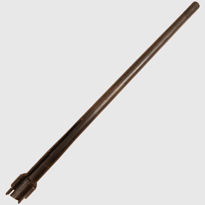 GERMAN WWII MG34 DE-ACTIVATED BARREL IN AN MG34/42 CARRYING CASE.