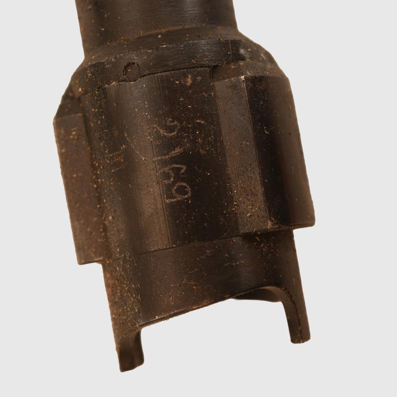 GERMAN WWII MG34 DE-ACTIVATED BARREL IN AN MG34/42 CARRYING CASE.