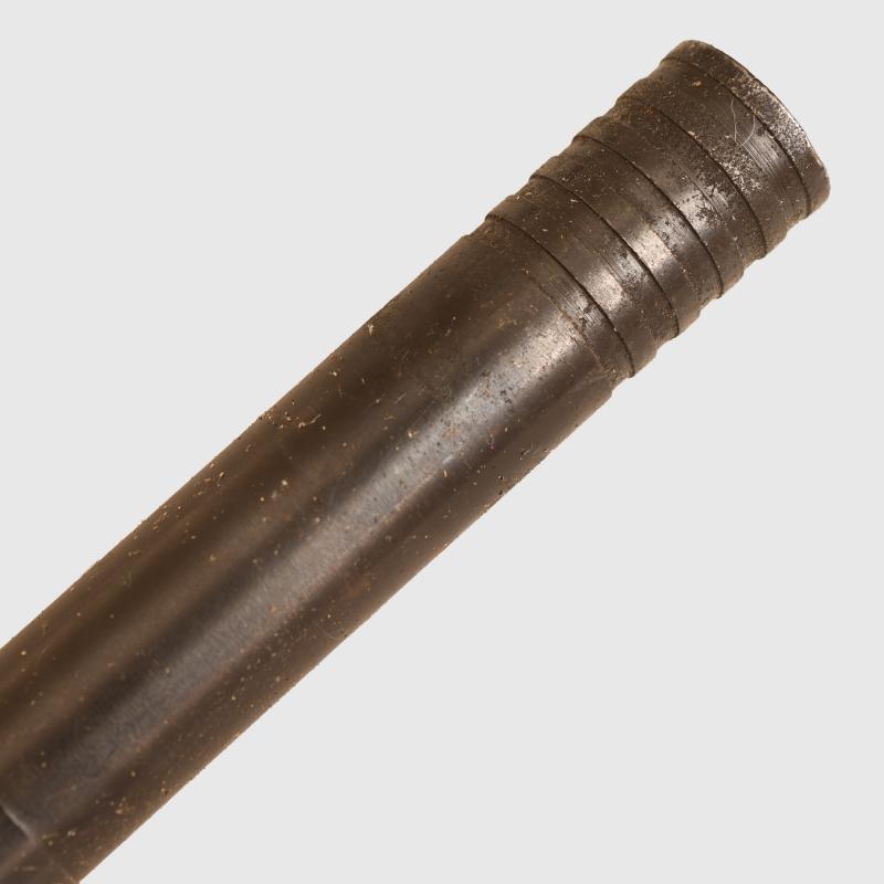 GERMAN WWII MG34 DE-ACTIVATED BARREL IN AN MG34/42 CARRYING CASE.