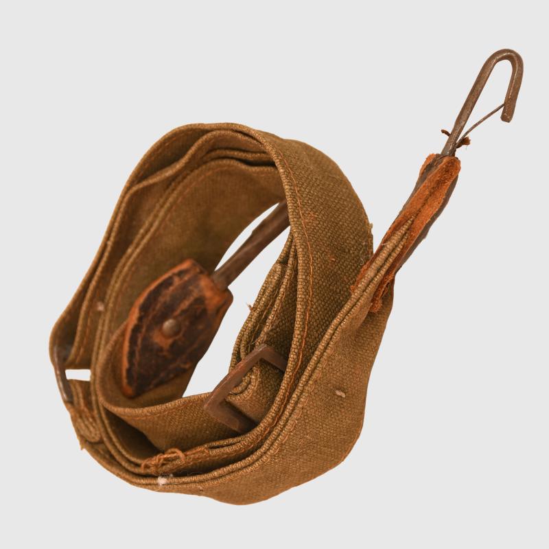 GERMAN WWII ARMY BREAD BAG STRAP.
