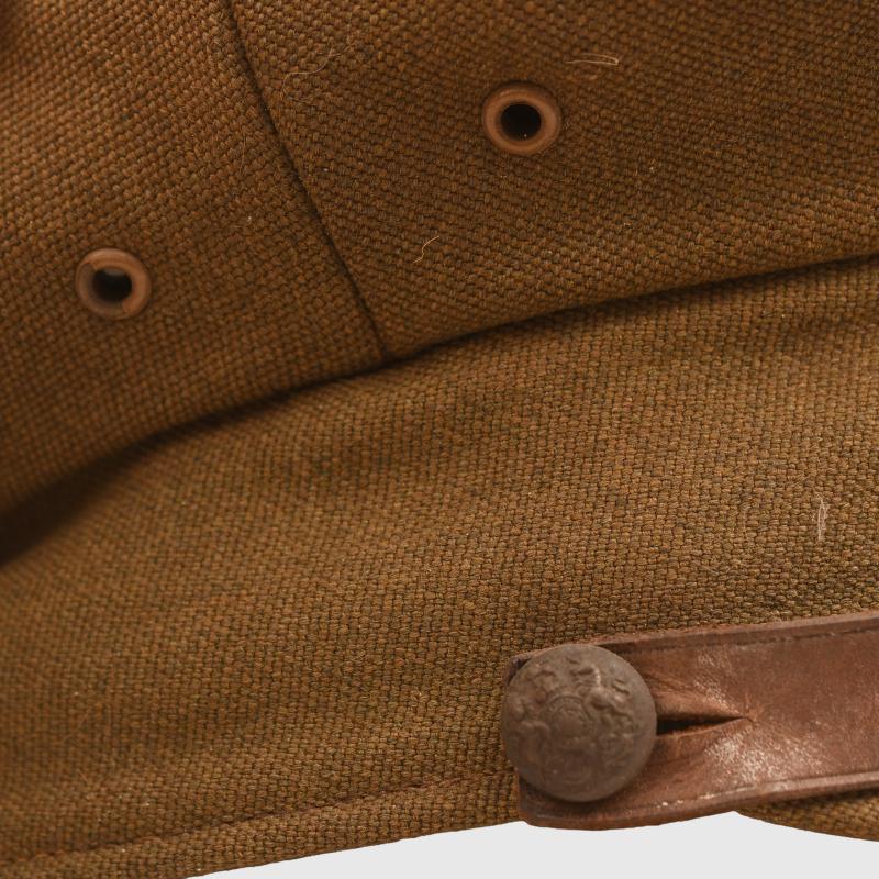 BRITISH WWII WILTSHIRE REGIMENT OFFICERS VISOR CAP.