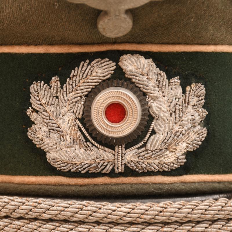 GERMAN WWII ARMY INFANTRY OFFICERS CAP. HUGE SIZE.