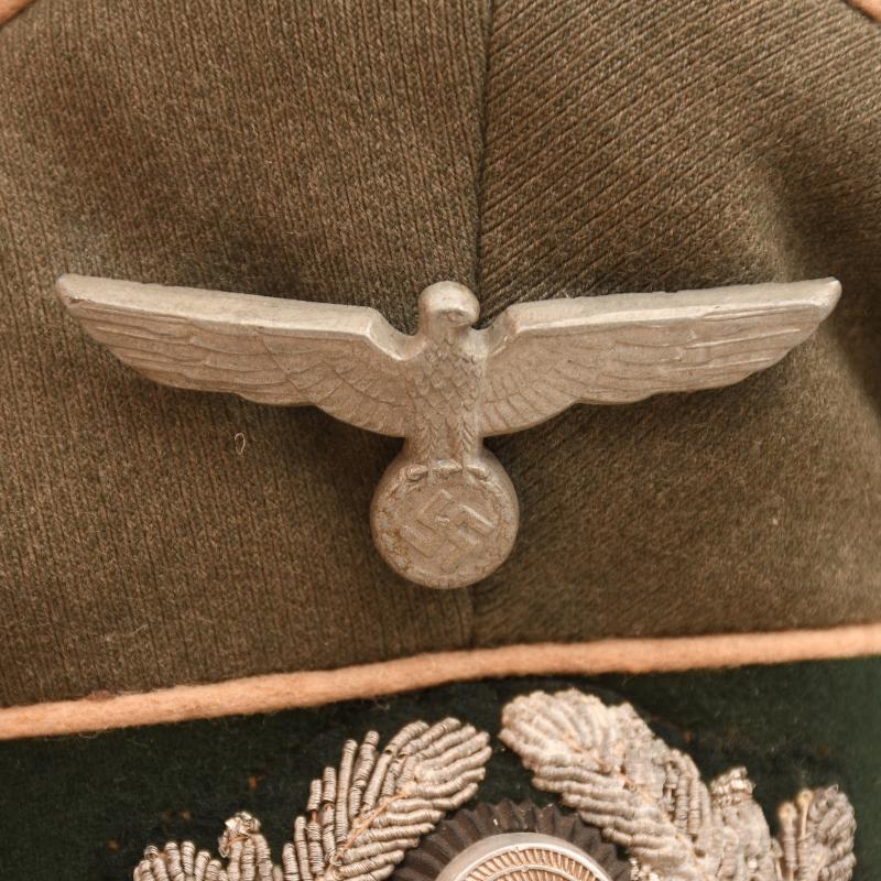 GERMAN WWII ARMY INFANTRY OFFICERS CAP. HUGE SIZE.