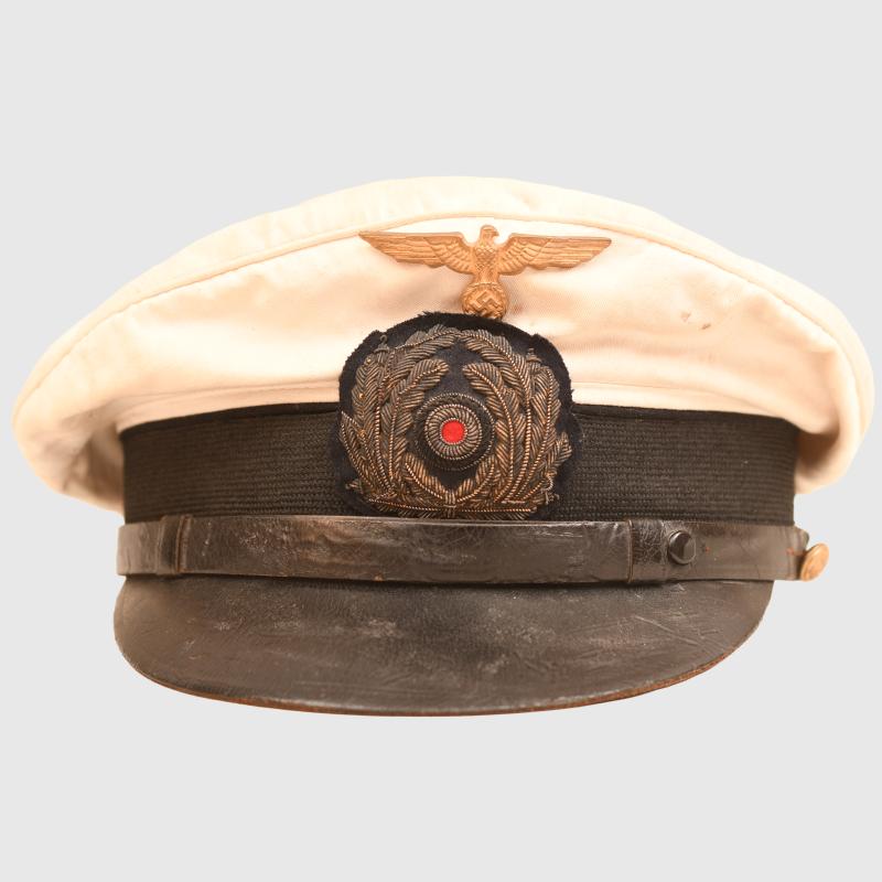 GERMAN WWII KRIEGSMARINE WHITE TOP SUBMARINERS NCO VISOR CAP.