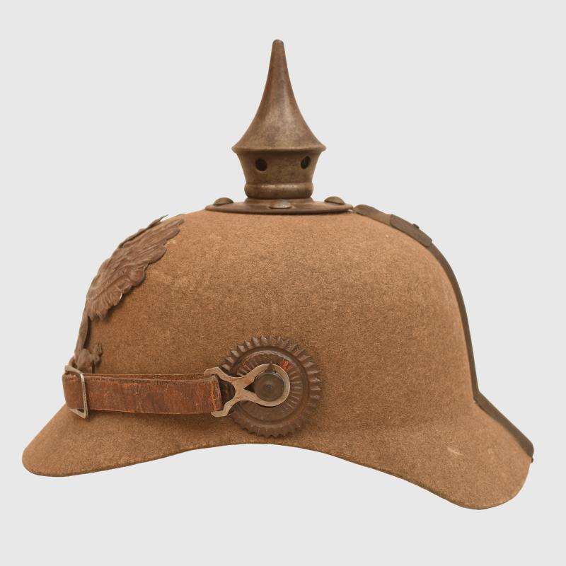 GERMAN WWI PRUSSIAN FELT PICKELHAUBE.