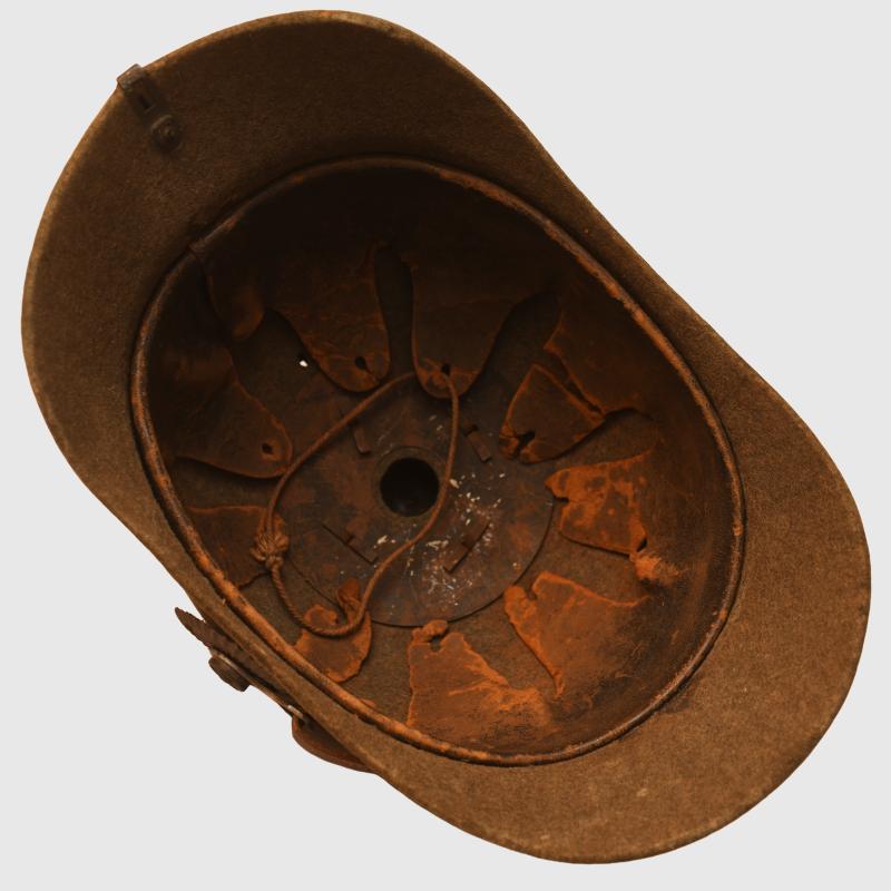 GERMAN WWI PRUSSIAN FELT PICKELHAUBE.