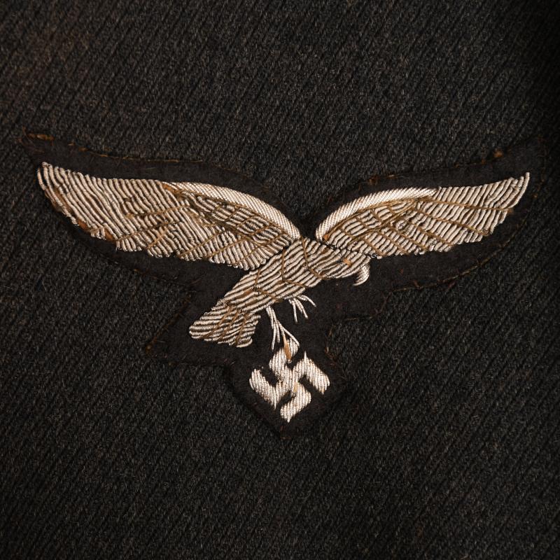 GERMAN WWII LUFTWAFFE FLYING OFFICERS BLOUSE.
