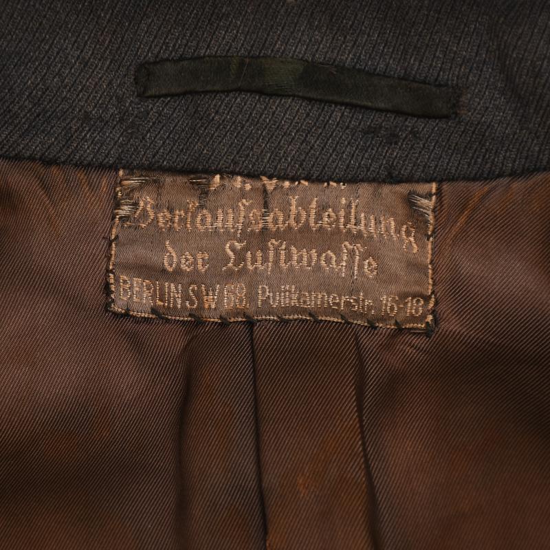 GERMAN WWII LUFTWAFFE FLYING OFFICERS BLOUSE.