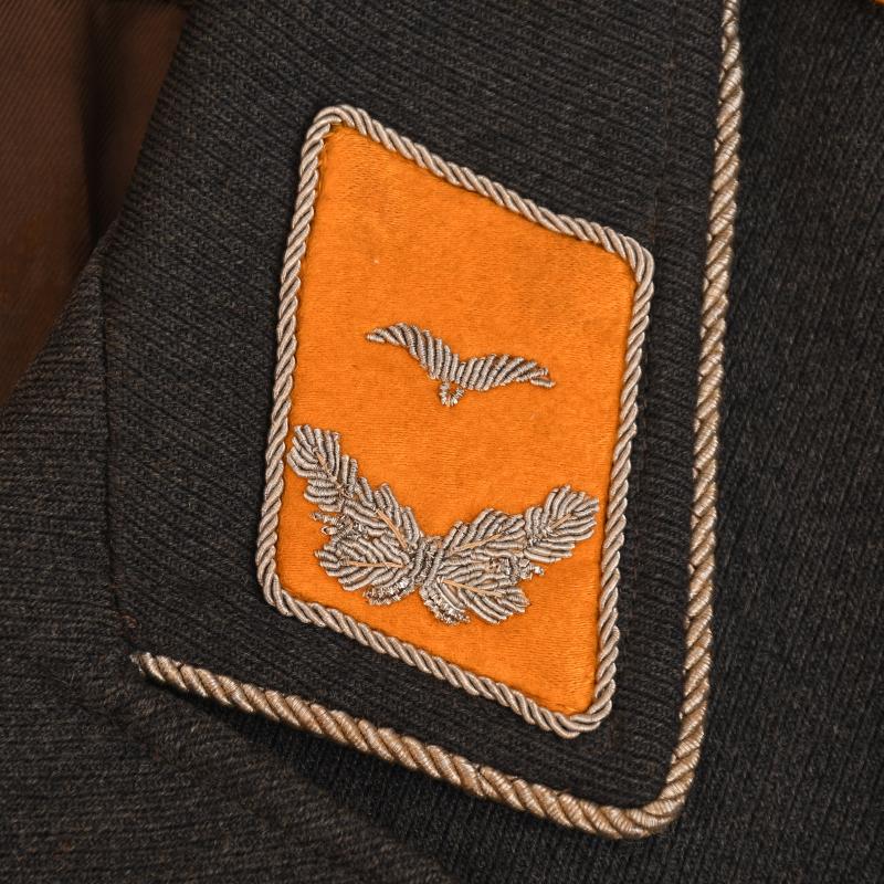 GERMAN WWII LUFTWAFFE FLYING OFFICERS BLOUSE.