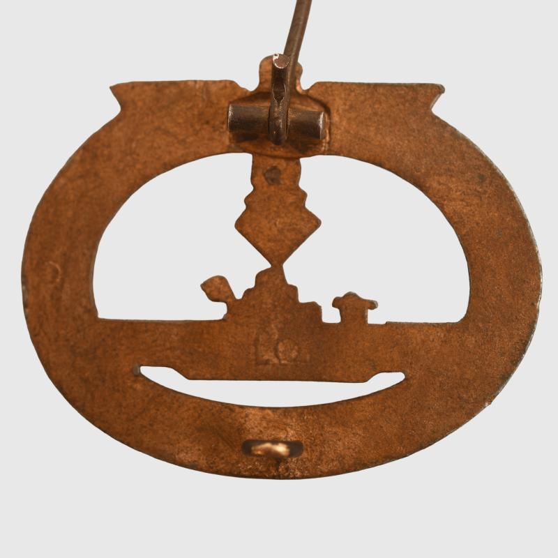 GERMAN WWII SUBMARINE SERVICE BADGE.