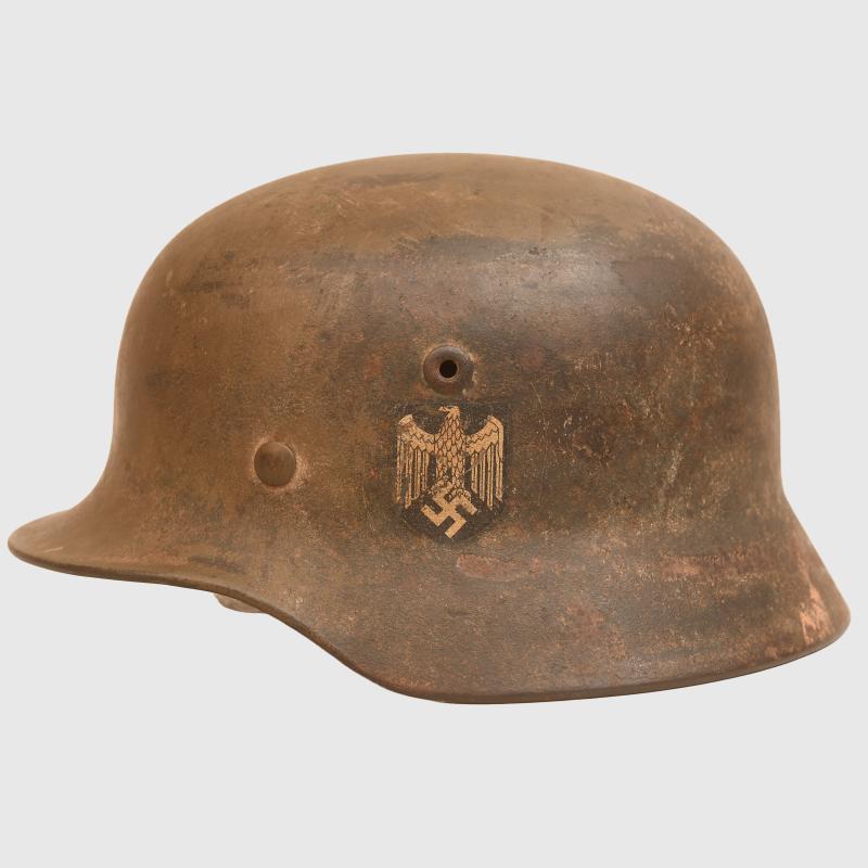 GERMAN WWII NAVY M.40 SINGLE DECAL CAMOUFLAGE HELMET.