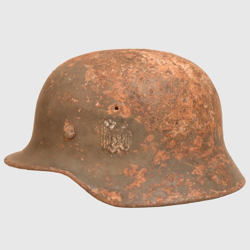 GERMAN WWII SPANISH BLUE DIVISION HELMET.
