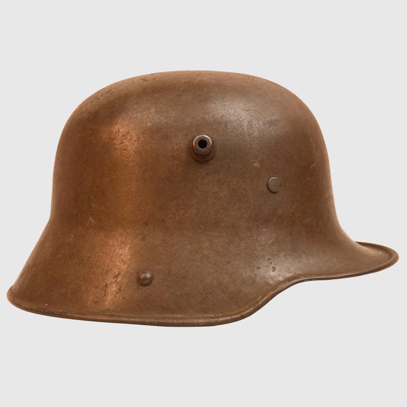 GERMAN WWI M.16 TRENCH HELMET WITH LINER AND ORIGINAL CHINSTRAP.