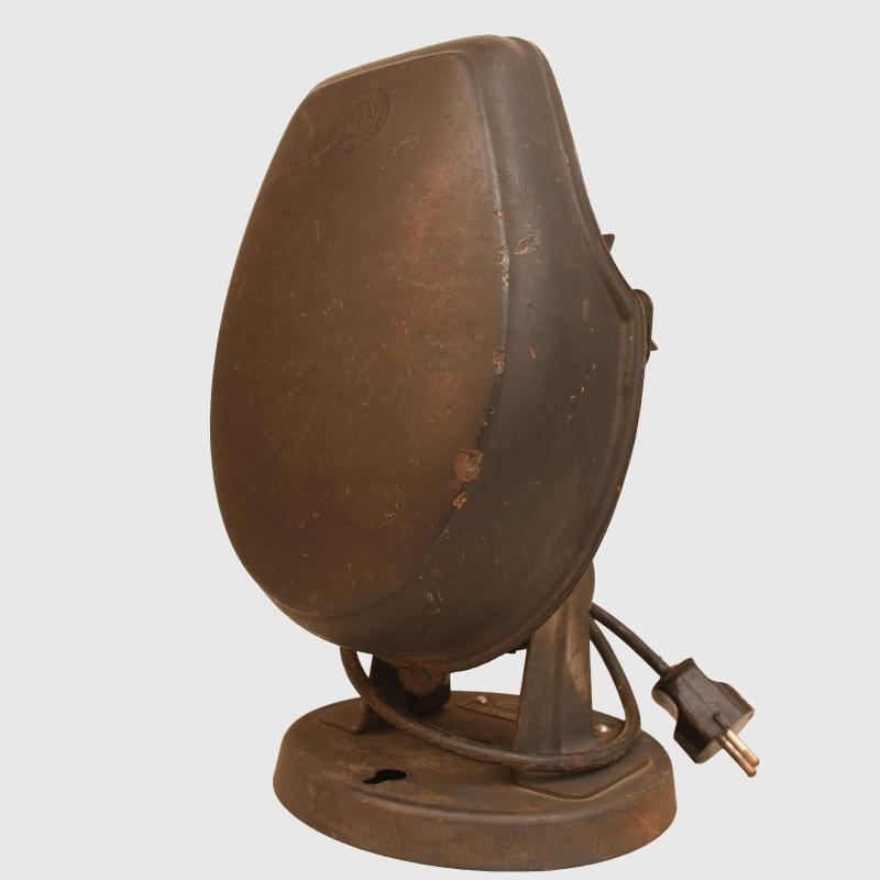 GERMAN WWII NOTEK BUNKER LAMP.