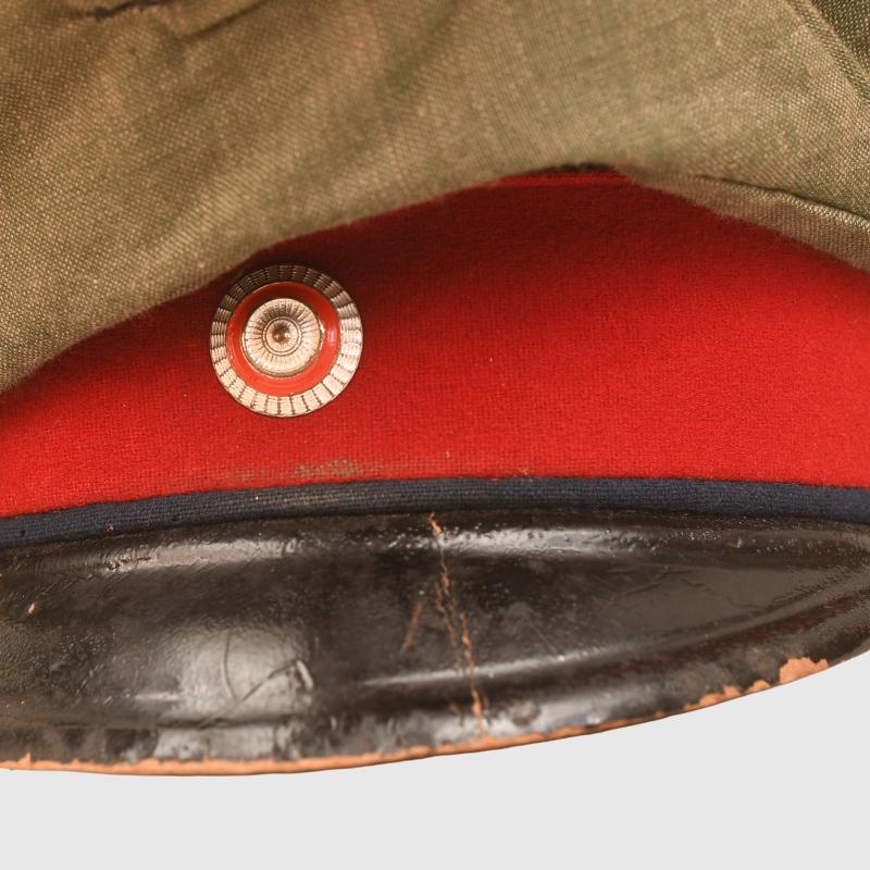 GERMAN WWI HESSIAN OFFICERS VISOR CAP WITH FIELD COVER.