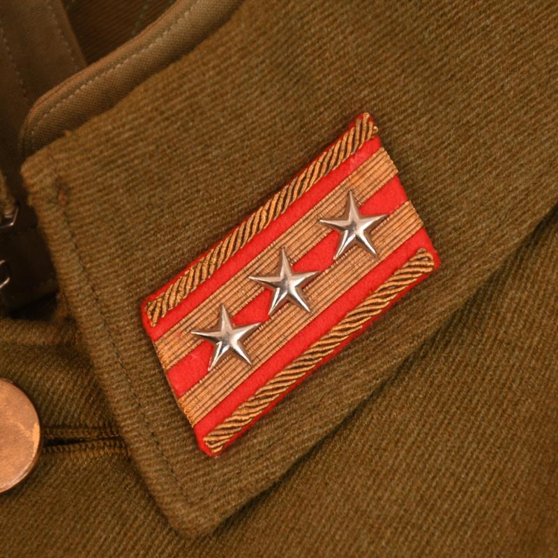 JAPANESE WWII FULL COLONEL’S TUNIC, TROUSERS, CAP AND AWARDS.