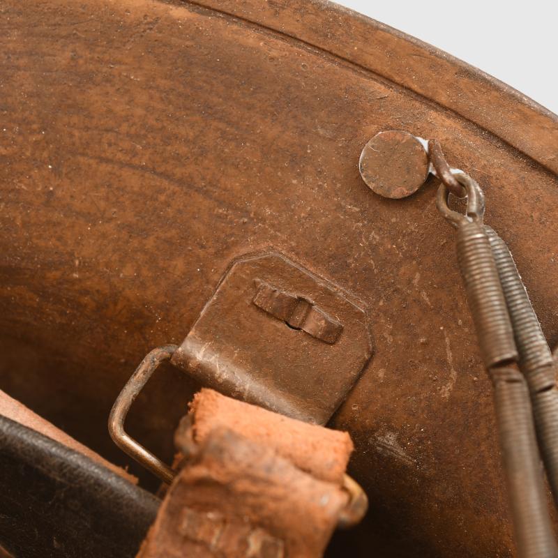 BRITISH WWI 2ND PATTERN CRUISE BRODIE HELMET.