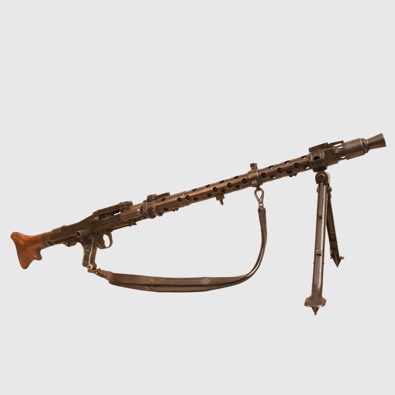 GERMAN WWII MG34 MACHINE GUN DE-ACTIVATED.
