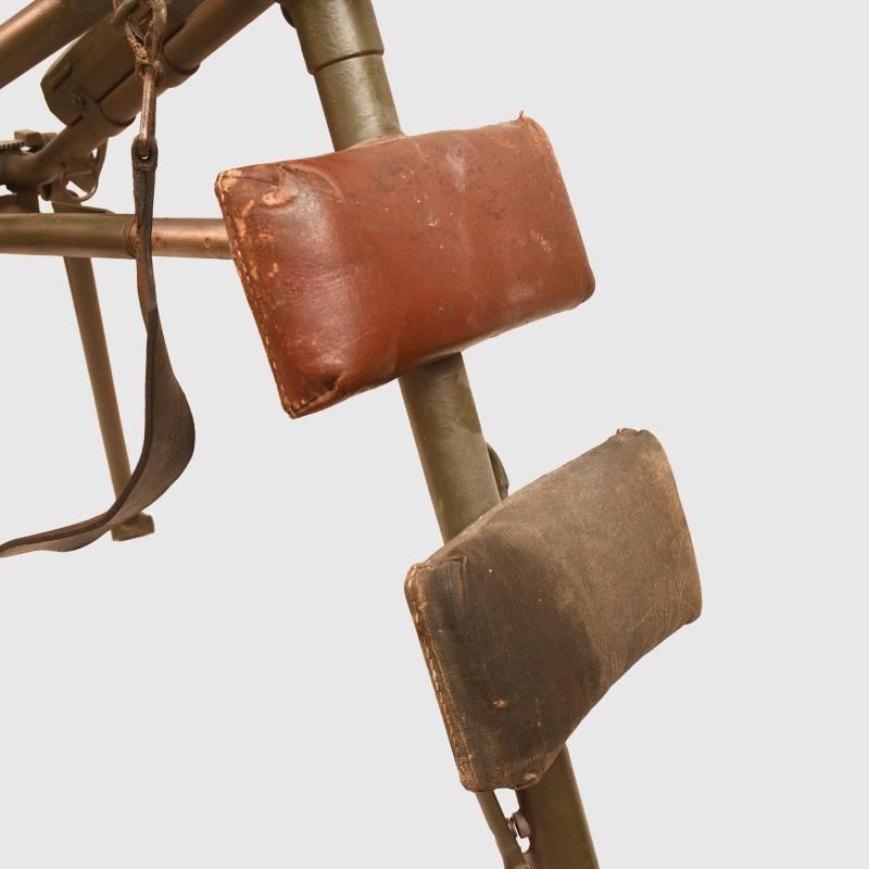 GERMAN WWII MG34 LAFETTE TRIPOD MOUNT.